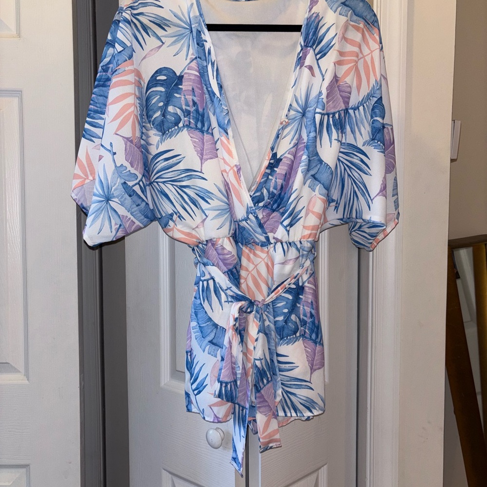 NWOT Pink Lily Tropical Romper S